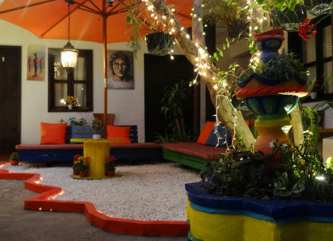 Hotel Y Arte Norte Антигуа-Гватемала Экстерьер фото